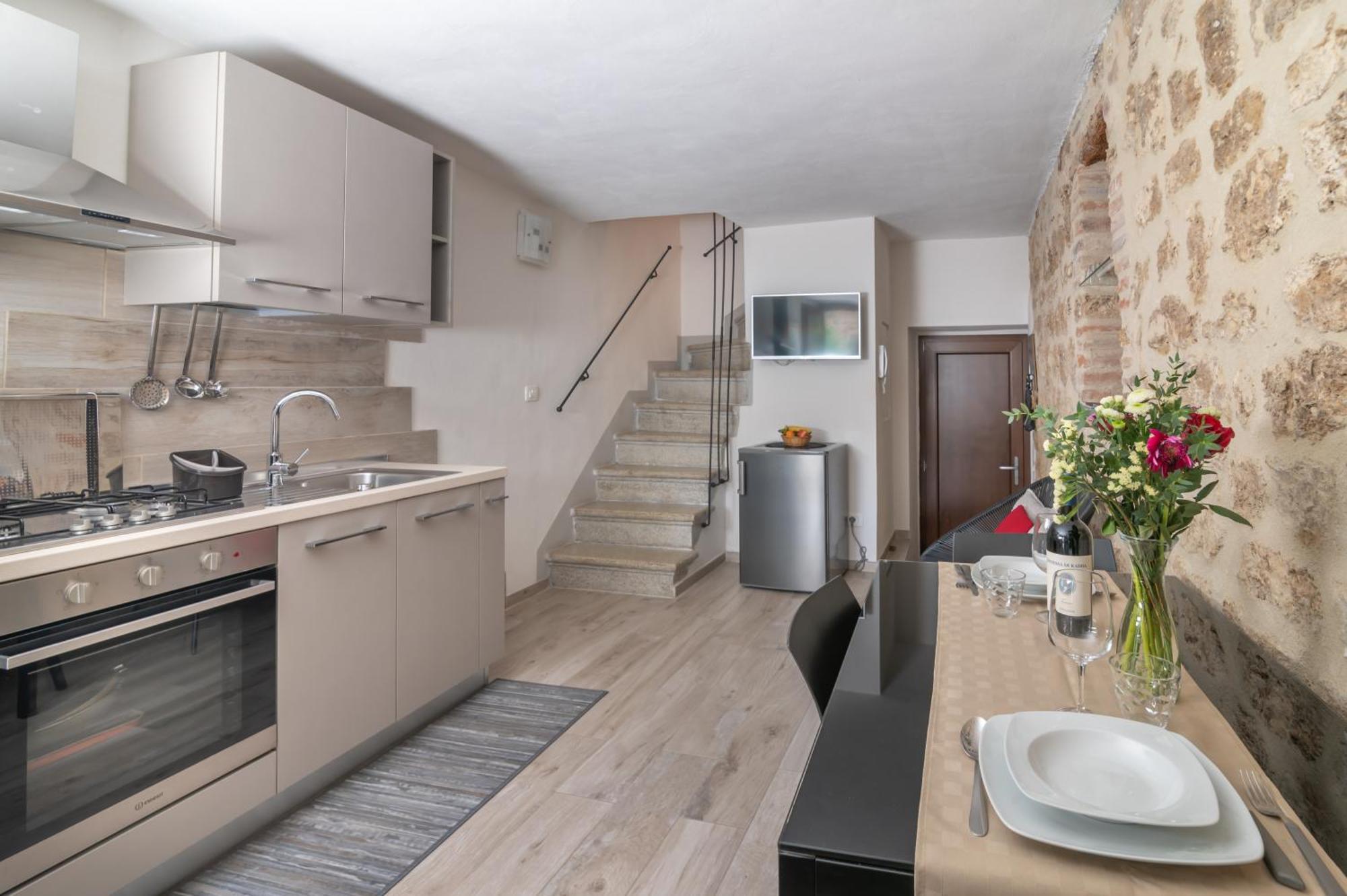 Casa Per La Costa Apartment Коле Вал д'Елза Екстериор снимка